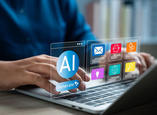 Een beginnende cryptobelegger maakt kennis met de grondbeginselen van geautomatiseerde AI-trading